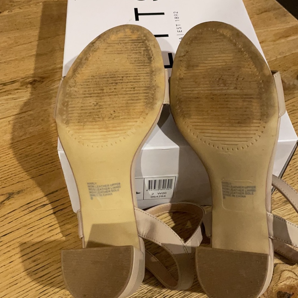 Betts Karly nude heels size 8 - Picture 5 of 5